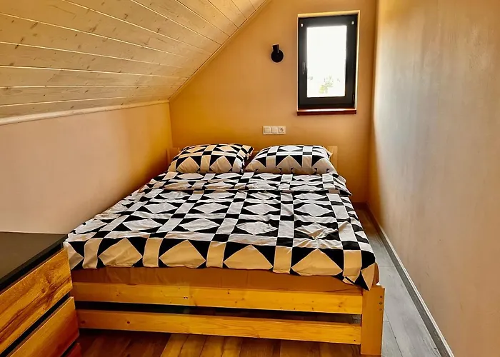 Apartman Na Ogrodowej - 2 Sypialnie, Ogrod, Taras, Parking